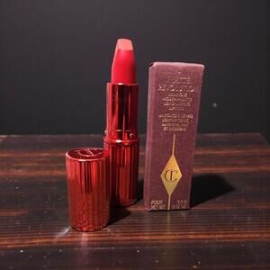 Charlotte Tilbury - Long Lasting Lipstick - Hollywood Vixen